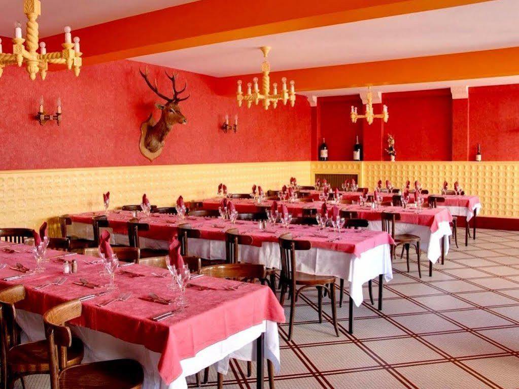 Logis Hotel Saint-Hubert Cour-Cheverny Εξωτερικό φωτογραφία